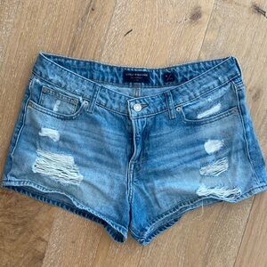LUCKY BRAND “The Cut Off” distressed shorts (8/29)